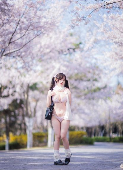 欧美女图片小清新_BD韩语高清视频观看