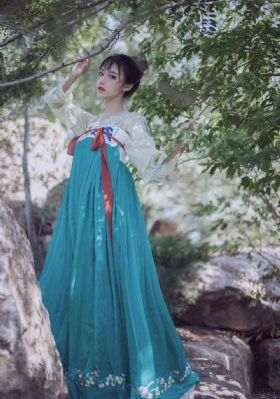 老师好涨水快流出来了说说_BD免费高清观看